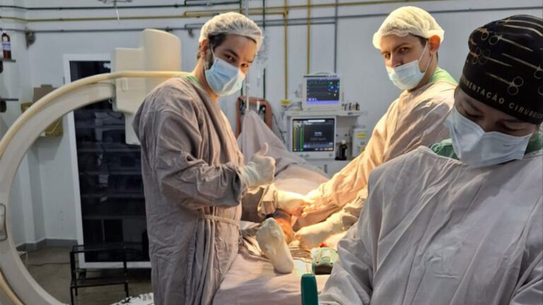 Com apenas 10 dias de gestão, o HRCR, agora sob gestão do ISAC, realizou 44 cirurgias ortopédicas, uma das maiores demandas do hospital. (Foto: Divulgação/HRCR)