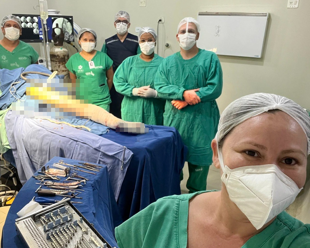 As duas cirurgias são consideradas de alta complexidade e foram realizadas com sucesso pela equipe do HEDA. (Foto: Divulgação/HEDA)