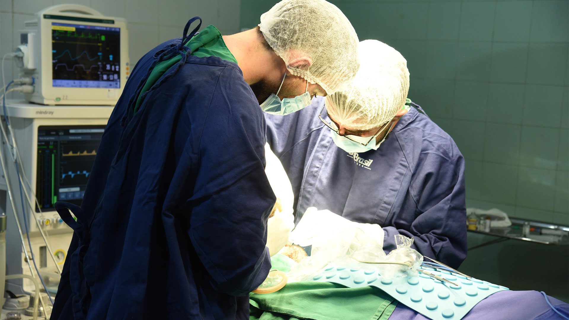 No início de maio, eram 380 pacientes aguardando por procedimentos cirúrgicos pelo sistema Regula Piauí. Em agosto, esse número caiu para 130 pacientes. (Foto: Clemilton Silva)