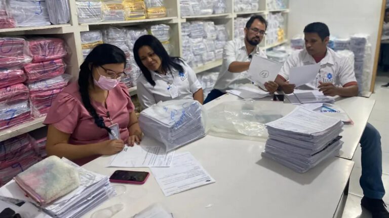 As solicitações via QR Code tornam o atendimento do SAME mais ágil e eficiente, evidenciando o sucesso da iniciativa e o comprometimento do HEDA com a saúde da população. (Foto: Camila Neto)