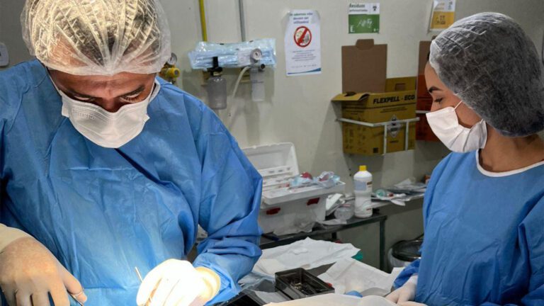 Equipe médica do HEDA conclui o Curso de Capacitação para Diagnóstico de Morte Encefálica, promovido pelo CRM-PI, e reafirma seu papel na luta pela vida. (Foto: Divulgação)