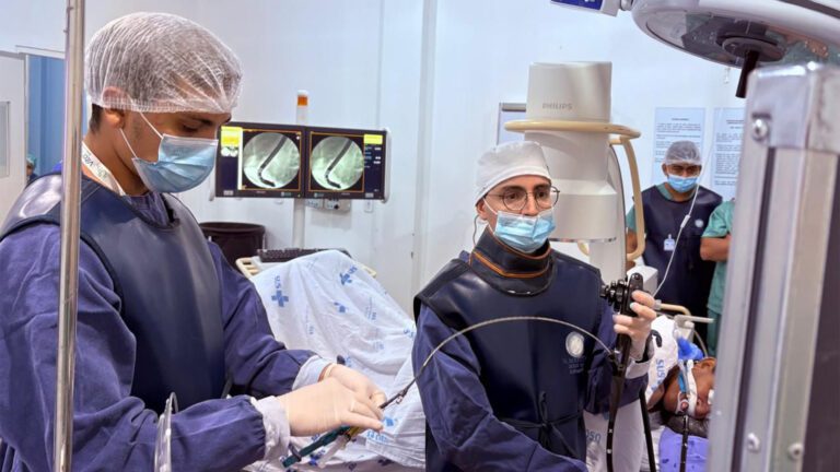 Sob gestão do ISAC, desde maio, o HRCR investe em capacitação, infraestrutura e tecnologia, refletindo na redução do tempo de espera por cirurgias eletivas. (Foto: Clemilton Silva)